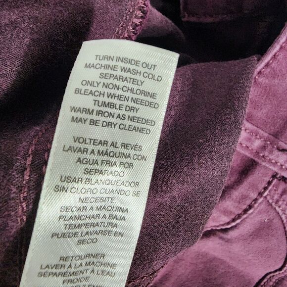 Chico's Woman's Jeans Size 1 Medium 8 Microsand Sateen Girlfriend Tapered Purple - Picture 8 of 9